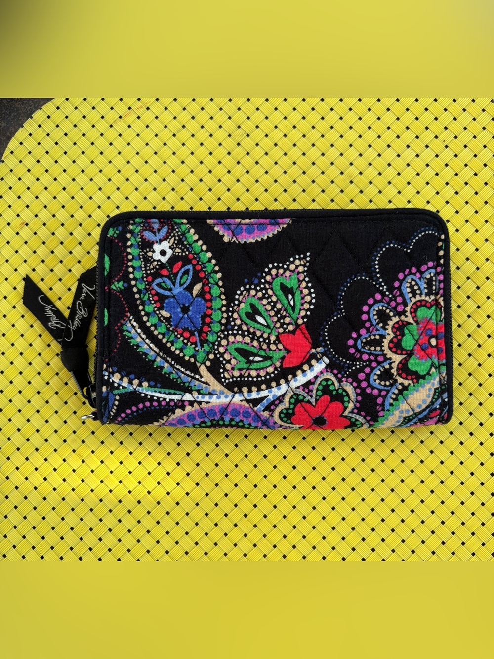 Vera Bradley Retired Kiev Paisley Zip Wallet